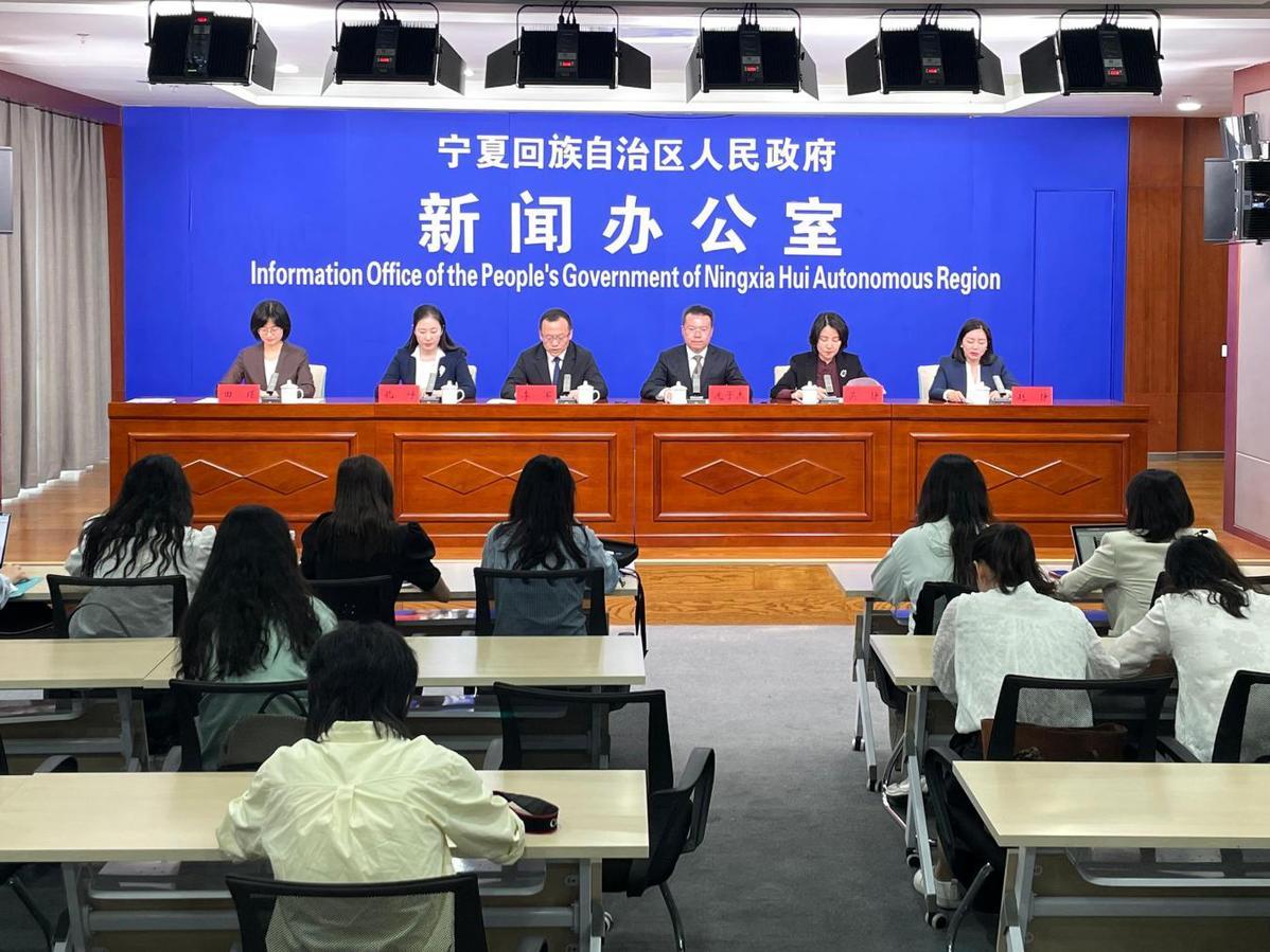 李军：贺兰山东麓葡萄酒产业与文化旅游融合发展 呈现良好发展态势