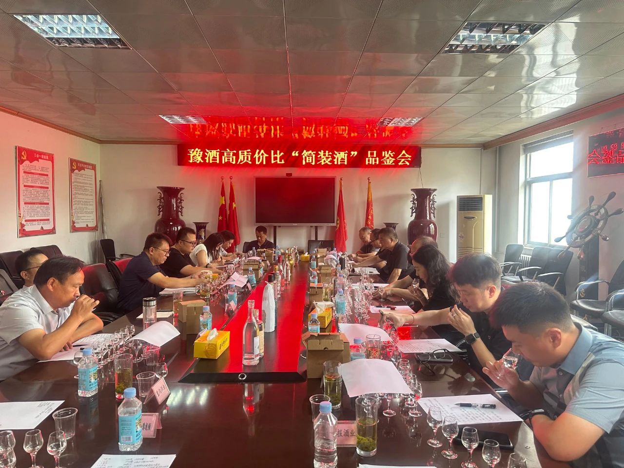 17款豫酒“简装酒”集中亮相，这是抱团取暖的典范，还是同质竞争的预演？