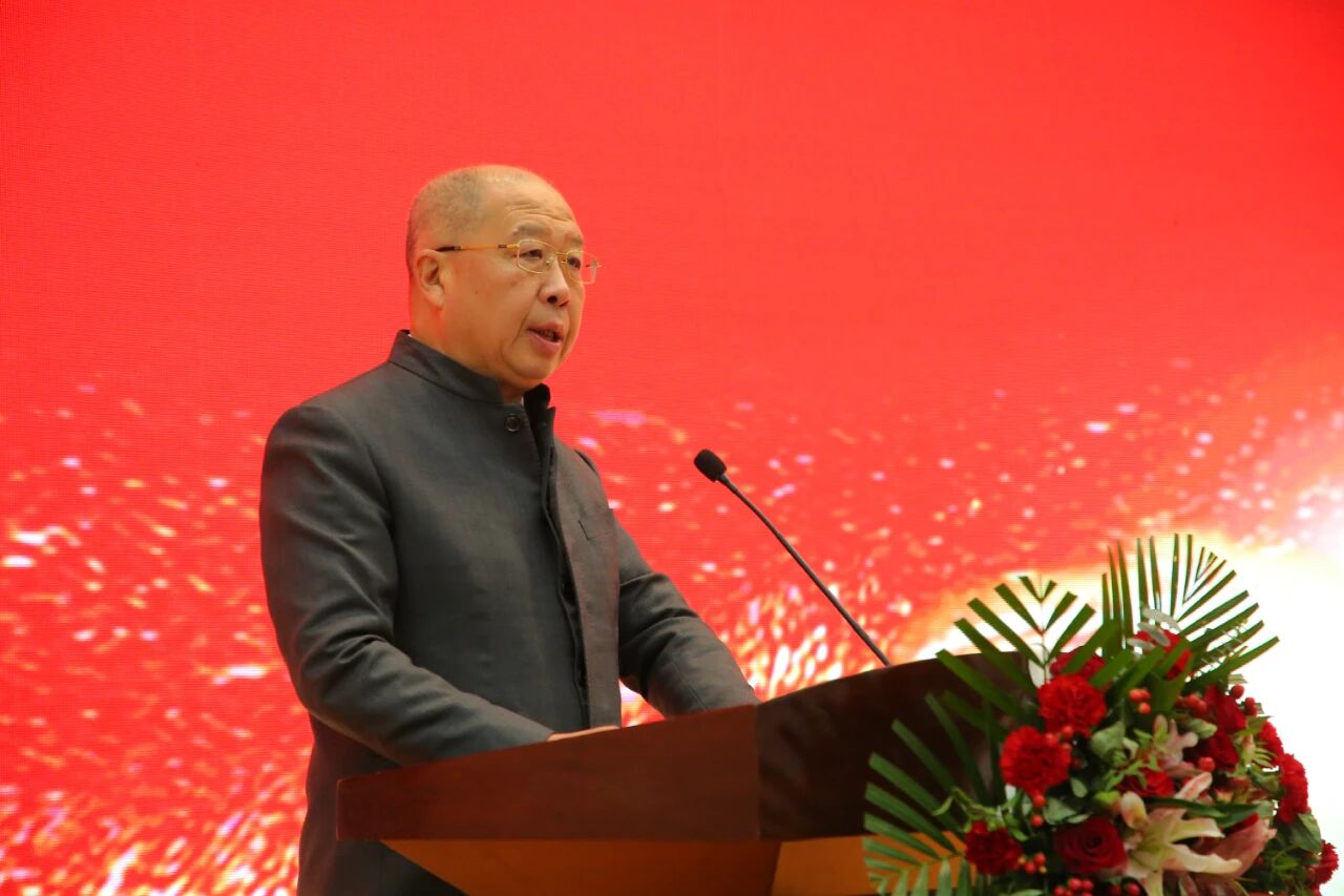 新质开新局 聚力创未来——“2025年第六届中国白酒黄淮核心产区高质量发展峰会”在山东淄博隆重举行