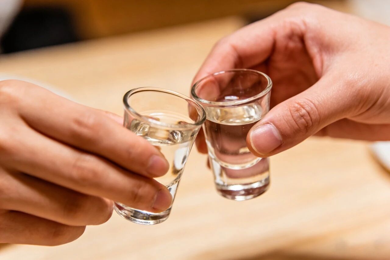 白酒跌12%！全球酒类市场2025年遇冷